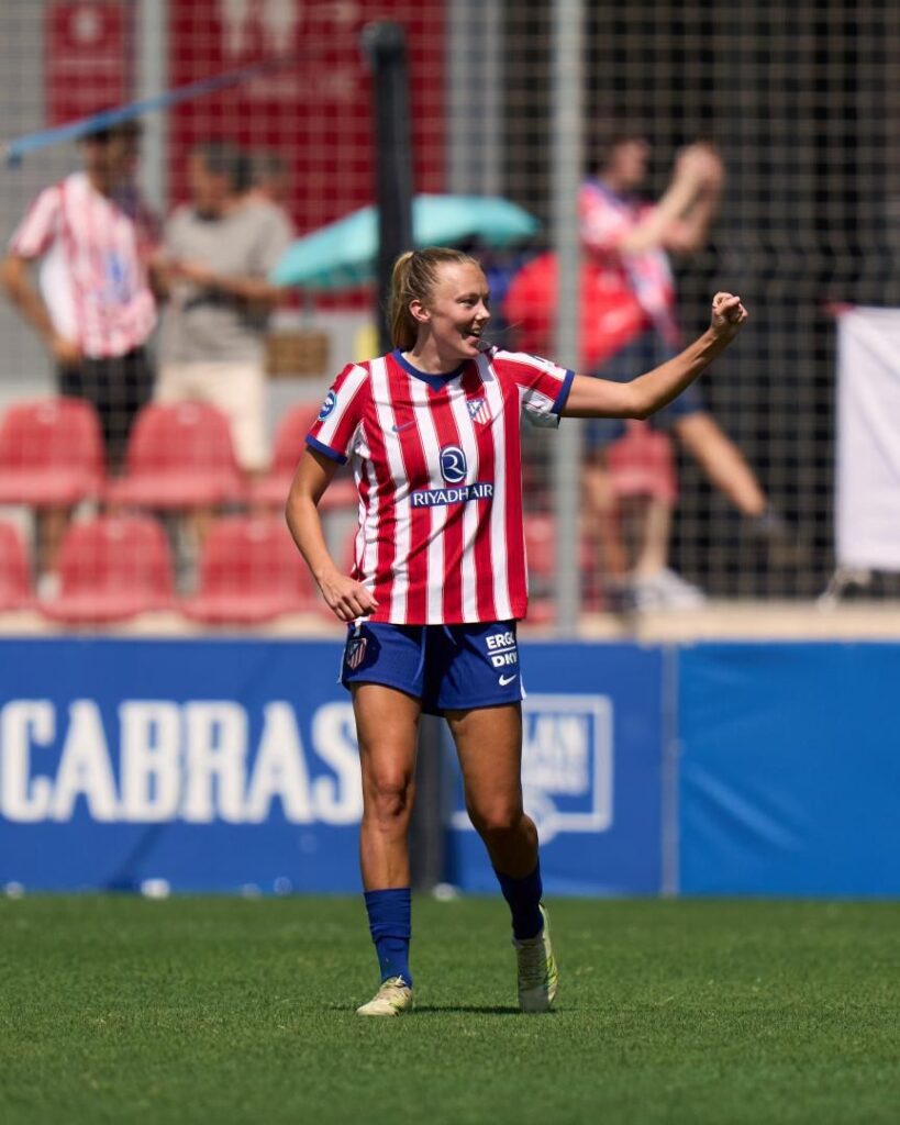 Synne Jensen celebra su gol - Atleti VS Alavés