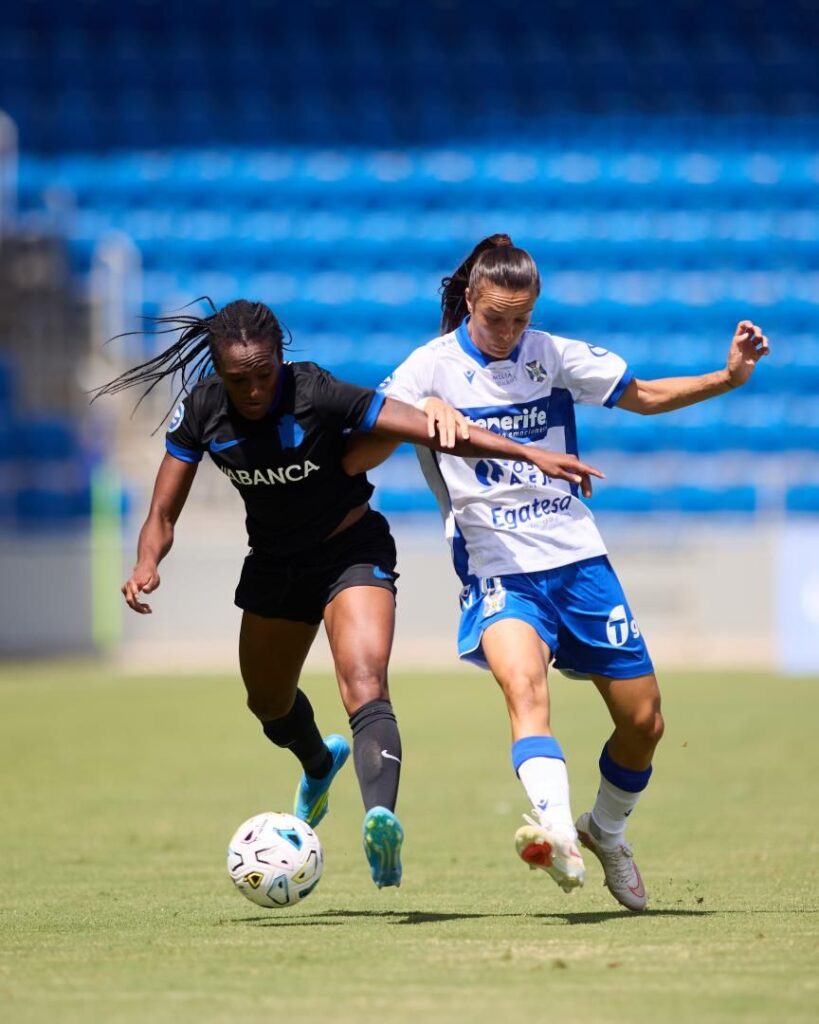 Daniela Caracas y Espe Pizarro - CD Tenerife VS Dépor