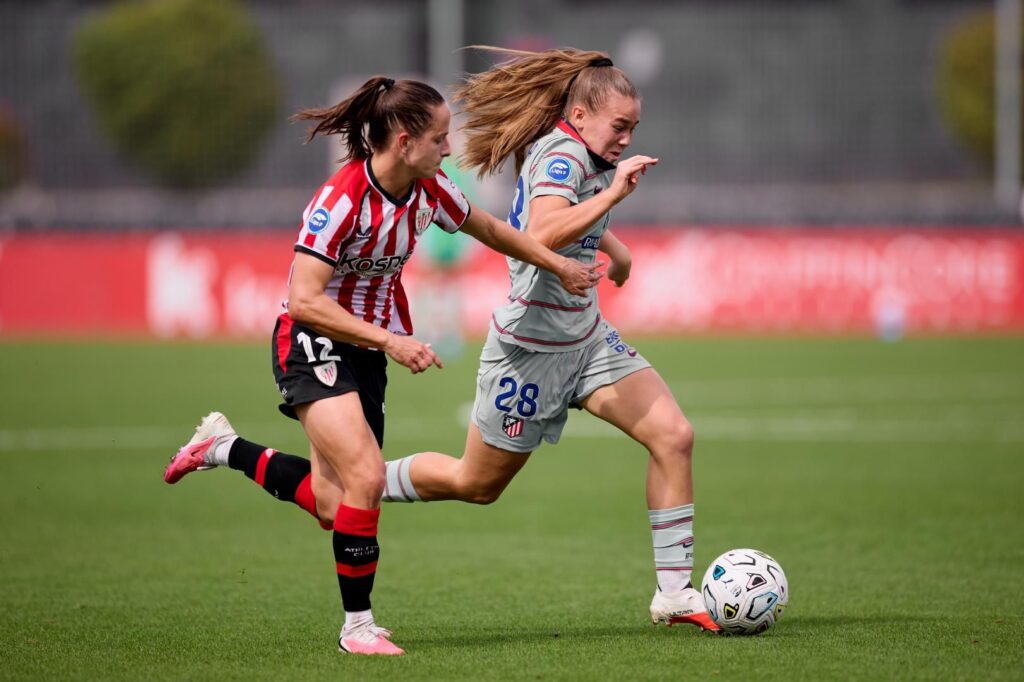 Celia Gómez y Garazi Facila - Athletic Club vs Atlético Madrid - Liga F