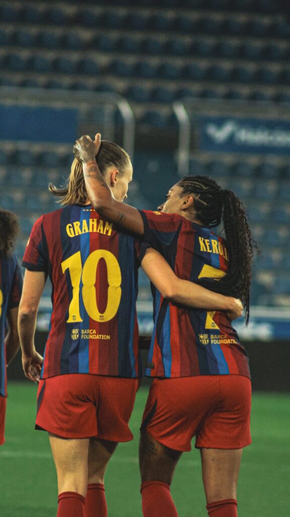 Graham Hansen y Kerolin Nicoli - Alavés - Barcelona