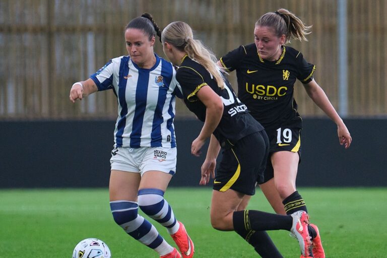 Nerea Eizagirre vs Chelsea FC Women - Real Sociedad