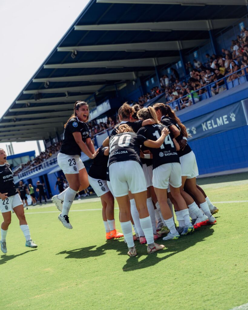 Celebración gol FC Badalona