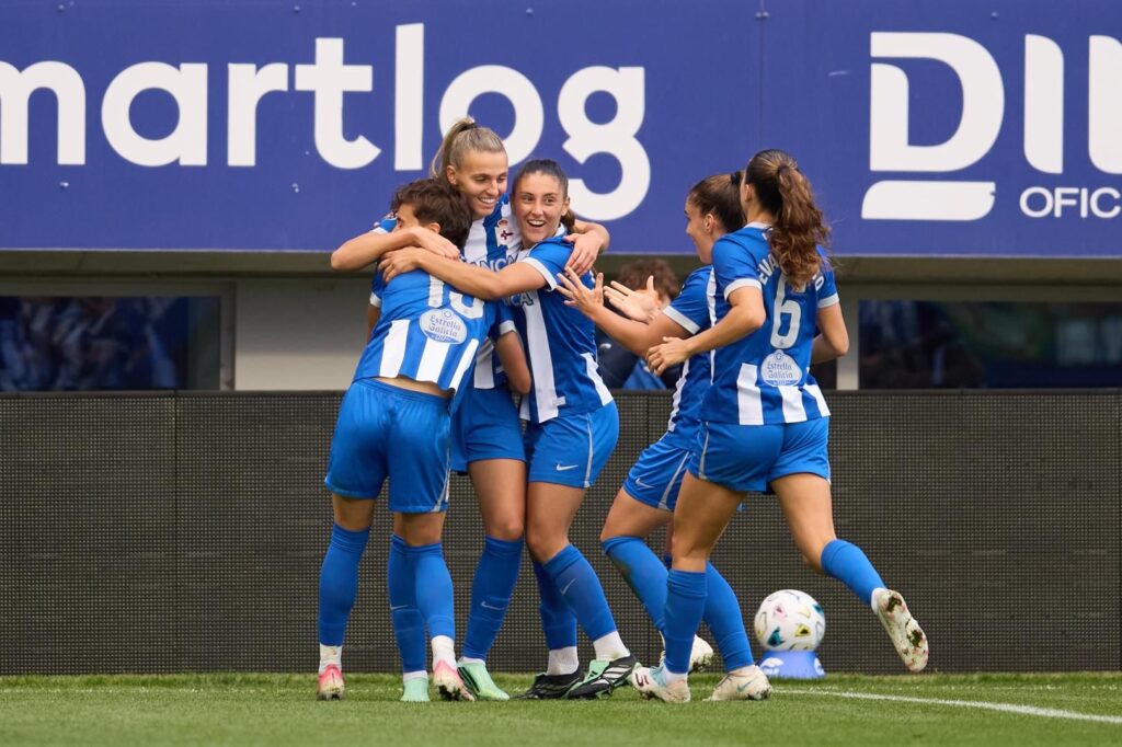 El Depor celebra un gol frente al Eibar