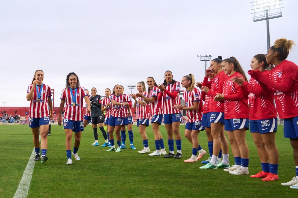 Homenaje a Celia Segura y Natalia Peñalvo campeonas Sub-20 del mundo.