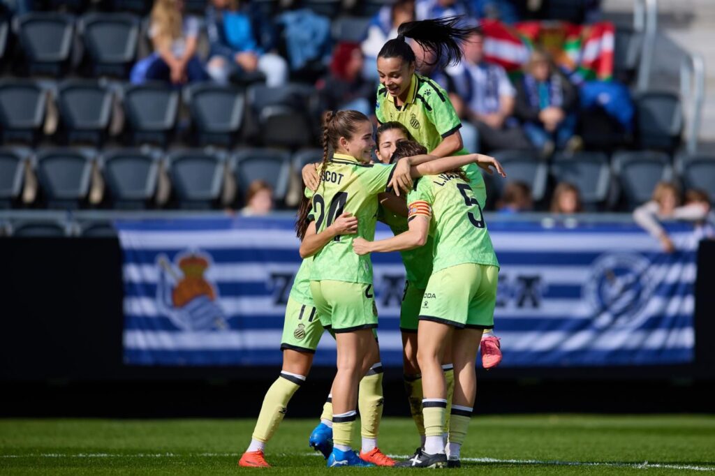 Celebración del gol de Natalia Escot - Real Sociedad 1-1 RCD Espanyol - Foto: Liga F