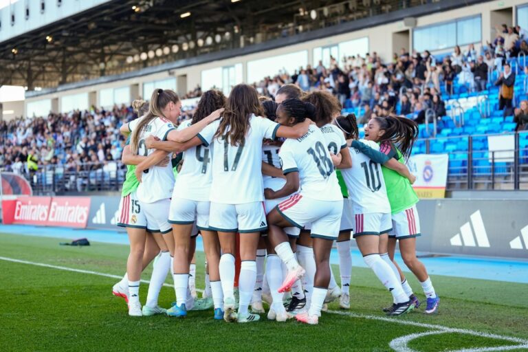 El Real Madrid remonta un 0-2 ante el CD Tenerife