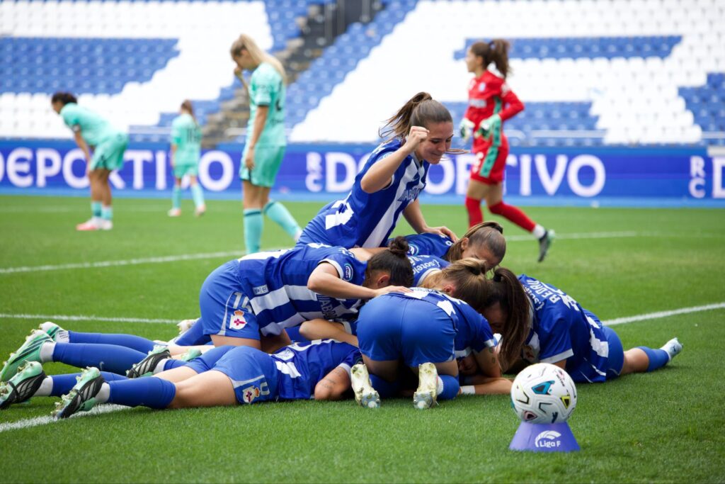 Crónica Depor ABANCA 2-1 Deportivo Alavés - Liga F
