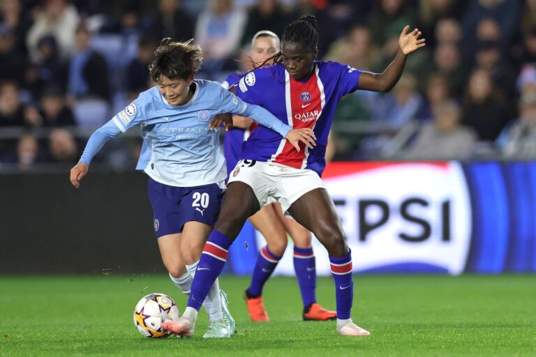 Aoba Fujino y Griedge Mbock Bathy | Crónica Manchester City 1-1 PSG - UWCL