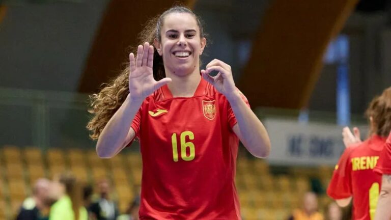Irene Córdoba alcanza los cincuenta goles con la selección española de fútbol sala femenino
