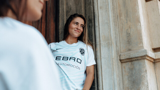 Nuevas equipaciones del FC Badalona + EBRO patrocinador