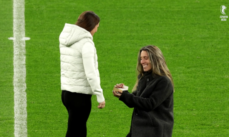 Pedida de mano de Cris Baudet a Marta Turmó