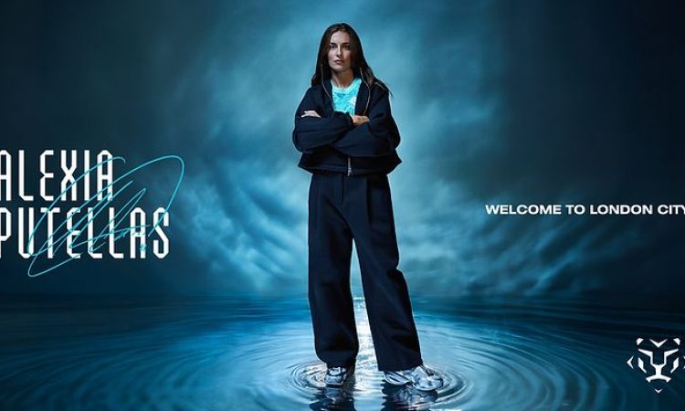 Alexia Putellas presentada con el London City Lionesses