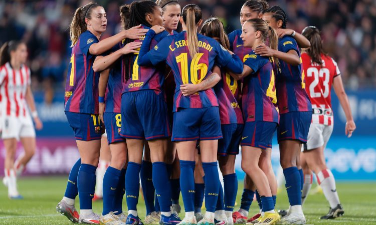 Las jugadoras del Barcelona celebran un gol en la Liga F 2026. Foto: Arnau Martínez (@arnaumb16)