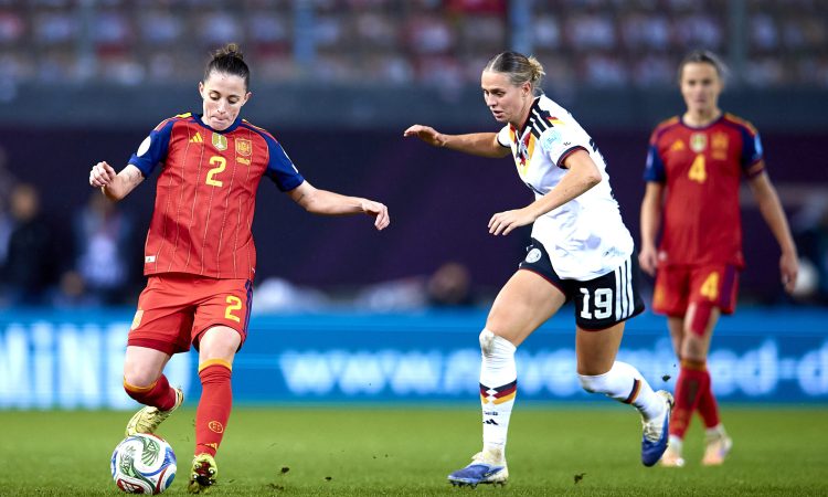 Ona Battle y Klara Bühl Alemania España