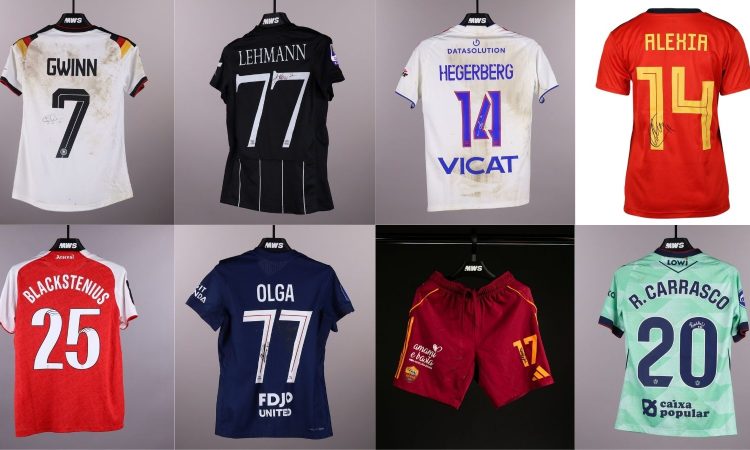 Camisetas usadas de fútbol femenino