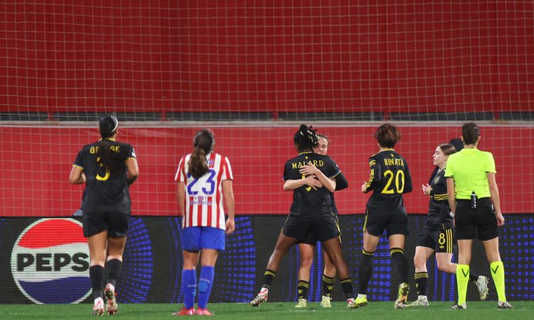 Julia Zigiotti Olme , Malard, Hinata Manchester United Women - UEFA Women's Champions League 2025/26 KO play-offs First Leg