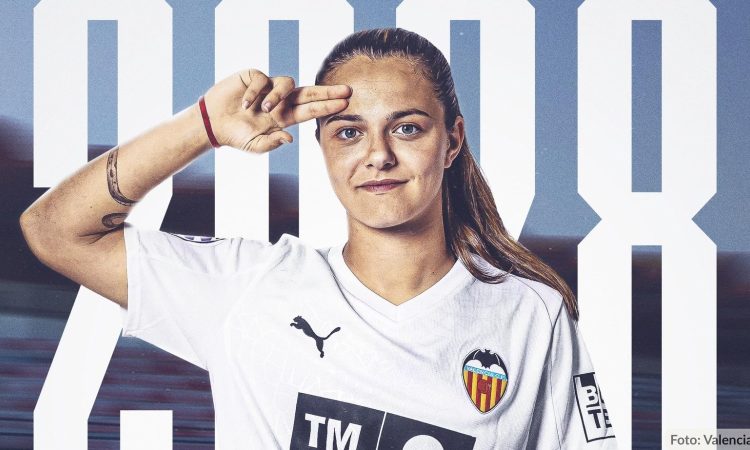 Esther Gómez seguirá en el Valencia CF Femenino