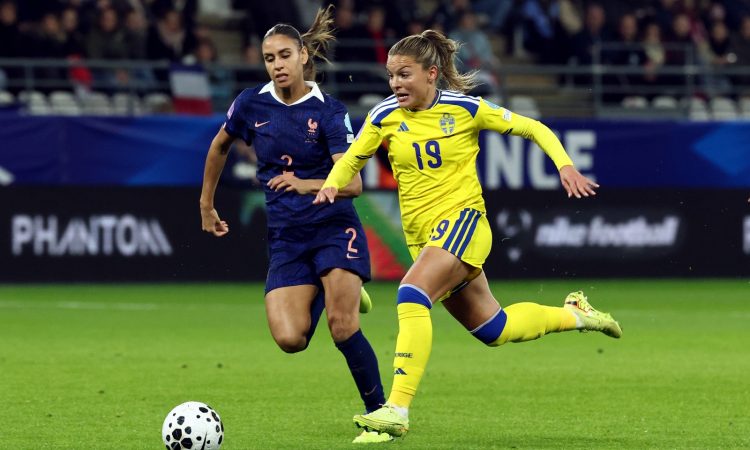 Johanna Rytting Kaneryd Maelle Lakrar France v Sweden - UEFA Women's Nations League 2025 Third-place play-off First Leg