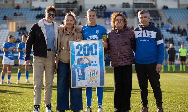 Judith Caravaca cumple 200 partidos con el Alhama