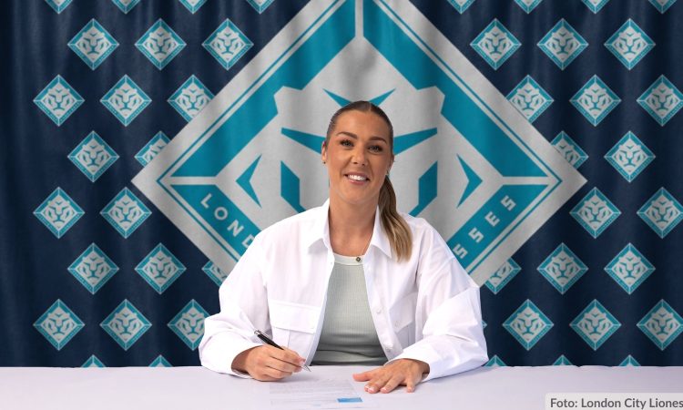 Mary Earps ficha por el London City Lionesses