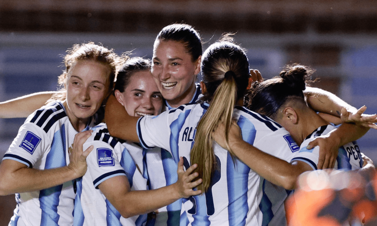 Selección Argentina celebrando un gol