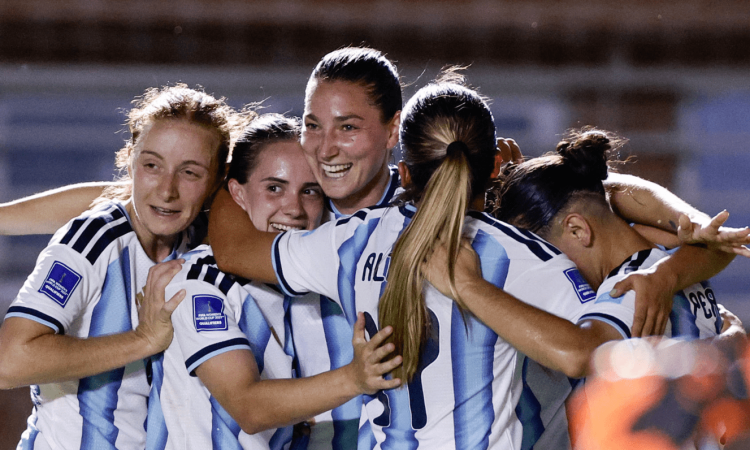 Selección Argentina celebrando un gol