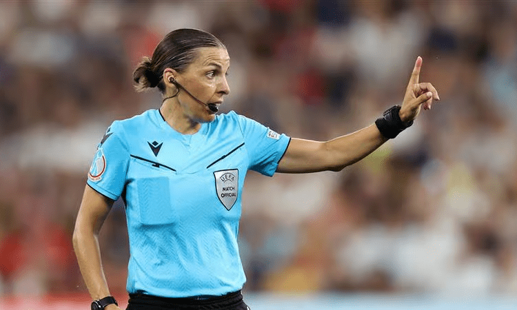 Stéphanie Frappart árbitra final Eurocopa Femenina 2025