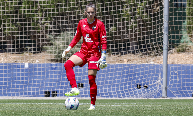 Andrea Tarazona - Levante UD