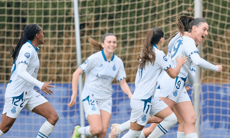 RCD Espanyol celebrando el gol de Ángeles del Álamo