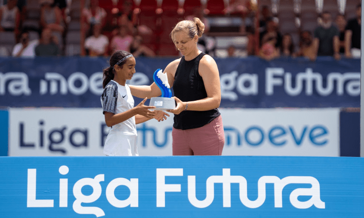 Amparo Gutiérrez, directora de fútbol femenino del Sevilla FC