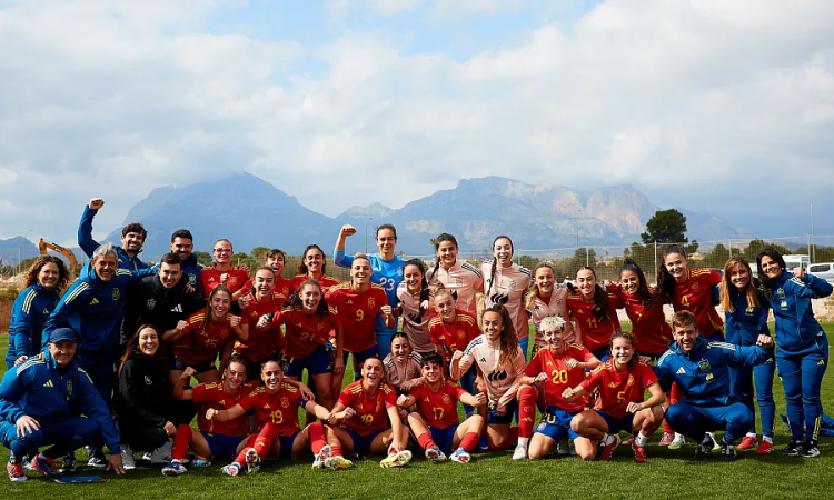 La Selección Española Sub-20 Femenina Torneo Amistoso Alfas del Fi