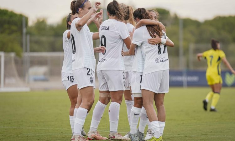 Celebración de gol FC Badalona