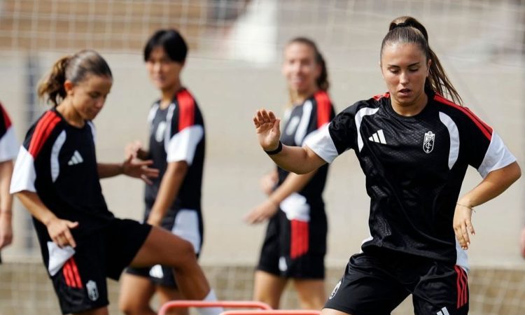 Entrenamiento de pretemporada del Granada CF