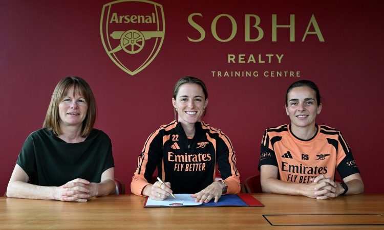 Ona batlle firma por el equipo londinense del Arsenal FC women